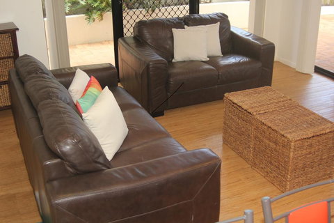 The Apartments Kings Beach Surfside - Palm Beach Accommodation 3