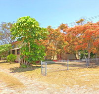 'Daves Place' 27 Rigney St - Holiday house with WIFI Aircon  Boat Parking - Palm Beach Accommodation