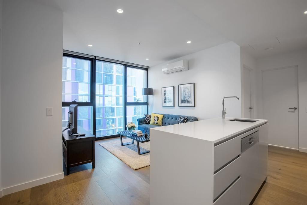 Melbourne City VIC Palm Beach Accommodation