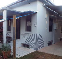 15 Robert Johnstone Parade - Palm Beach Accommodation