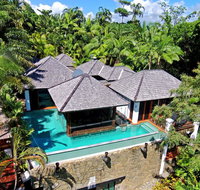 17 Wharf Street - Luxury Holiday Home - Palm Beach Accommodation