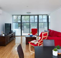 2 Bed/2 Bath Apartment Amazing Location - Palm Beach Accommodation
