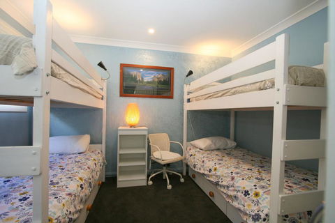 2/17 Jillamatong Street - Palm Beach Accommodation 1