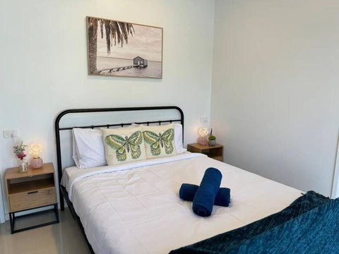 Convenient 2 Bedroom House Unit In Salisbury - Palm Beach Accommodation 2