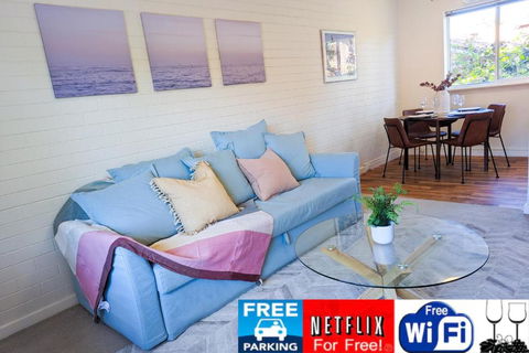 Crawley Cosy Urban Retreat Close To CBD UWA Free Park Netflix - Palm Beach Accommodation 0