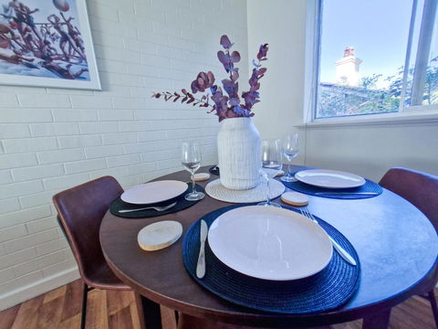 Crawley Cosy Urban Retreat Close To CBD UWA Free Park Netflix - Palm Beach Accommodation 3