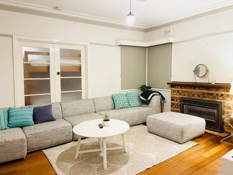 D115 Exquisite Natural Stay - Palm Beach Accommodation 3