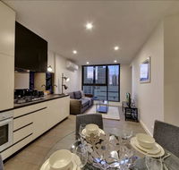 2BR Suites on Bourke Perfect Location Views - Palm Beach Accommodation