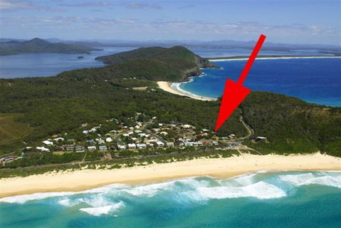 3 MELALEUCA - Palm Beach Accommodation 0