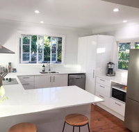 4 bedroom house - Walk to Southbank - Palm Beach Accommodation