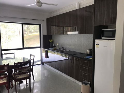 449 - Palm Beach Accommodation 1