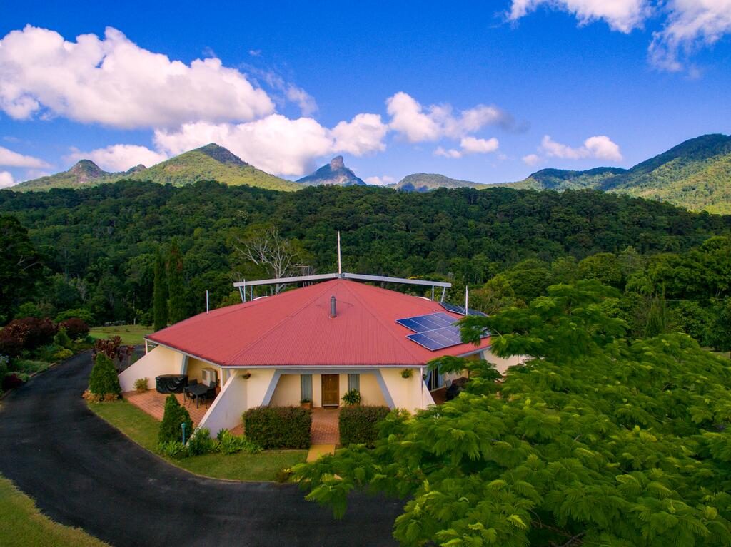 Nunderi NSW Palm Beach Accommodation