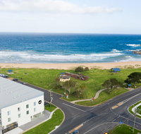 Abode Malua Bay - Palm Beach Accommodation