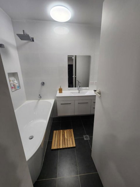 Entire Studio Apartment - Self Check-in - Palm Beach Accommodation 2
