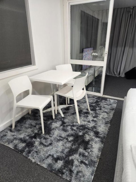 Entire Studio Apartment - Self Check-in - Palm Beach Accommodation 4