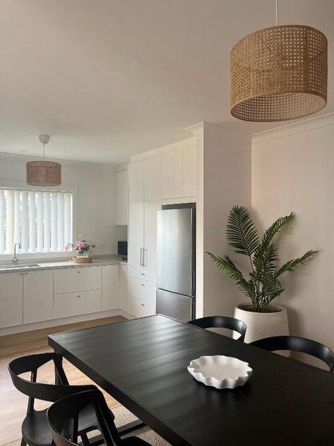 FERN - Palm Beach Accommodation 0