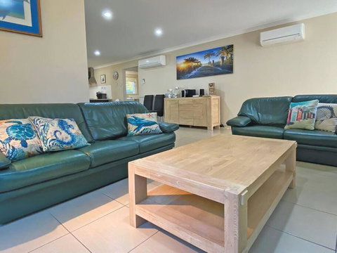 FLIP FLOP INN - Palm Beach Accommodation 3
