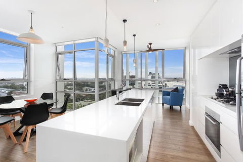 G1903S - Zetland Heights Sunset Vista - Palm Beach Accommodation 3