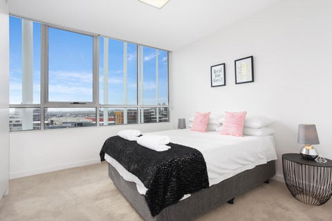 G1903S - Zetland Heights Sunset Vista - Palm Beach Accommodation 4