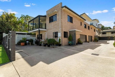 Georgina Townhouse - Palm Beach Accommodation 0