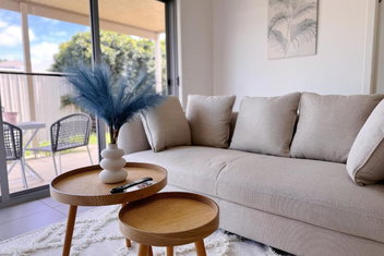 Harmony Villa At Gold Coast Theme Parks Precinct with Palm Beach Accommodation