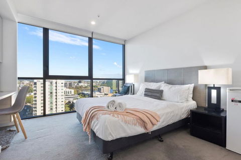 Hearty Milton Apartments - Palm Beach Accommodation 0