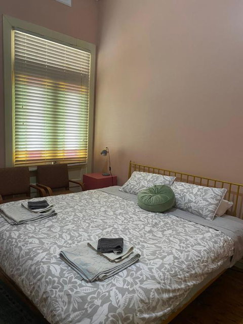 HISTORIC STAR LODGE And STATION MASTERS HOUSE NARRANDERA - Palm Beach Accommodation 0