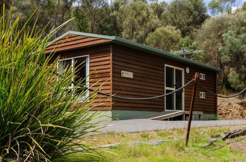 Hobart Bush Cabins - Palm Beach Accommodation 0