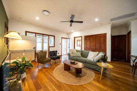 House Of Fairy Wren -Charming Queenslander Cottage Mins Drive To Brisbane CBD And Gabba Stadium! - Palm Beach Accommodation 0