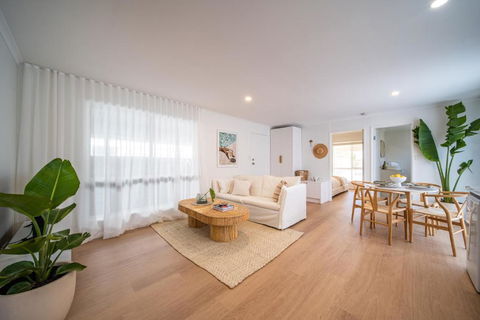 ILUKA Luxe Accommodation, Relaxed Coastal Vibe - Palm Beach Accommodation 0