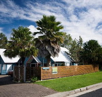 Affordable Twin Peaks 2 - Palm Beach Accommodation