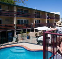 Airlie Beach YHA - Palm Beach Accommodation
