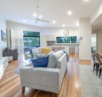 Ait Shona - Happy Place. Apt 10 Haven on the Park - Palm Beach Accommodation