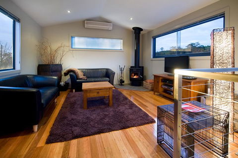 Alofi - Palm Beach Accommodation 3