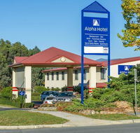 Alpha Hotel Canberra - Palm Beach Accommodation