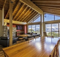 Altezza 1570 - Palm Beach Accommodation