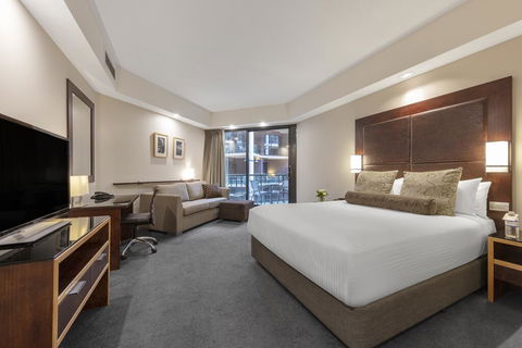 Amora Hotel Riverwalk - Palm Beach Accommodation 3