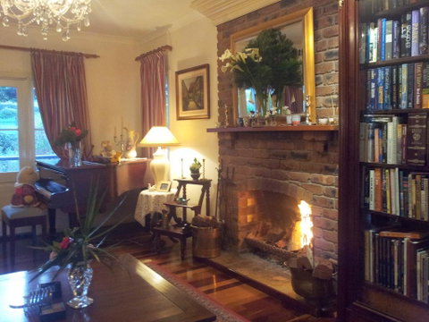 Amore Mt Tamborine - Palm Beach Accommodation 2