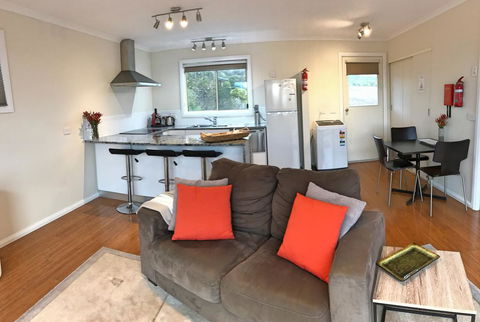 Angasi Apartment On Highcrest - Palm Beach Accommodation 2