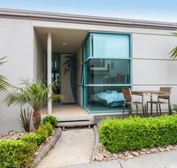 Anglesea River Apartments - Spa Apartment 23 - Palm Beach Accommodation