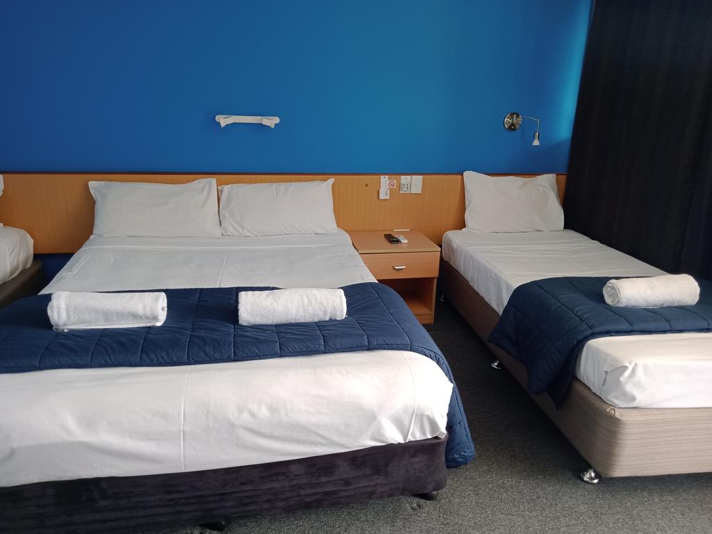 Annerley QLD Palm Beach Accommodation