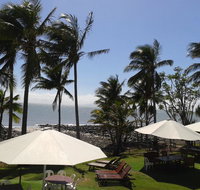 Apartment in Dolphin Heads Resort - Palm Beach Accommodation