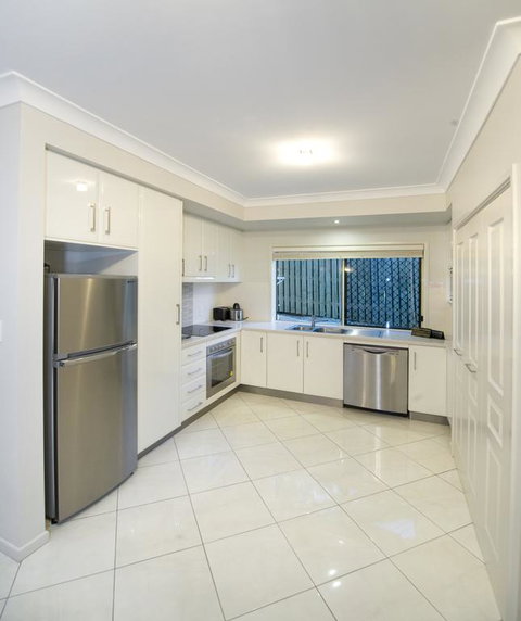 Apartments On Palmer - Palm Beach Accommodation 3
