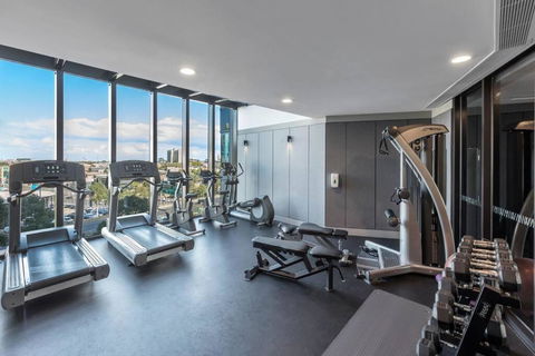 MA4004-1 BR, Lvl 40 Stylish Marco High Rise Home - Palm Beach Accommodation 3