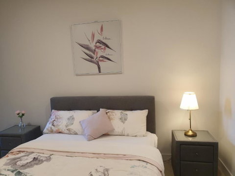 M-city Apartment - Palm Beach Accommodation 2