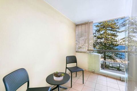 MAN54 -Manly Magic Waterfront Retreat With Gym & Sauna - Palm Beach Accommodation 2