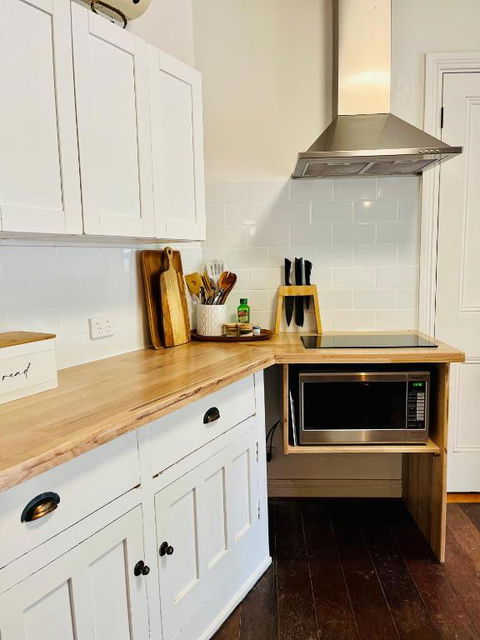 MARYBANK ESTATE - BARN LOFT - Palm Beach Accommodation 2