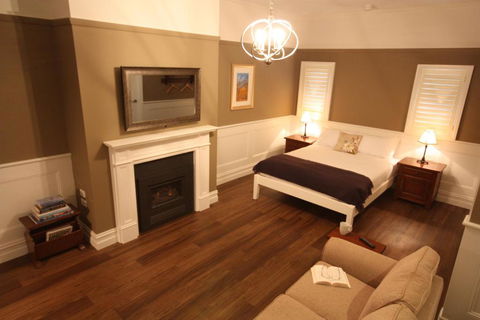 Marysville Garden Cottages - Palm Beach Accommodation 2