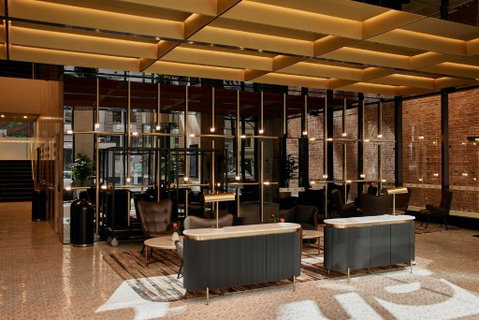 Meriton Suites Melbourne - Palm Beach Accommodation 3