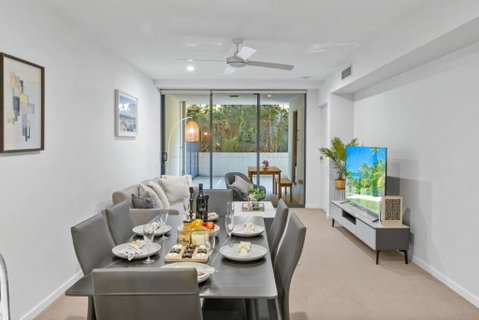 Modern 2B2B Suit Only 10mins To Airport N Southbank - Palm Beach Accommodation 0